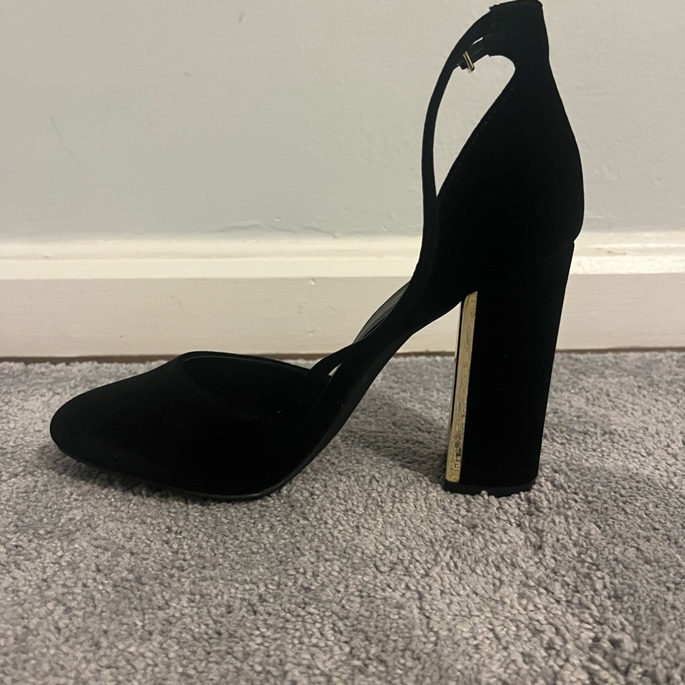 Lulus Laura black and gold velvet ankle strap heel. Size 9, heel height 3 inches